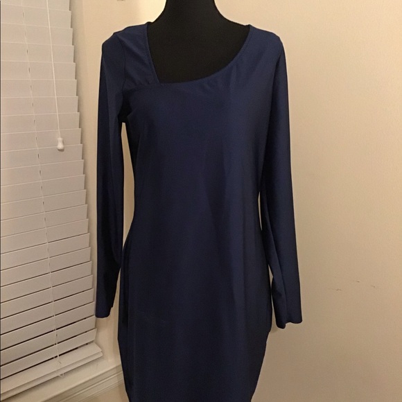 Fashionnova dress - Picture 4 of 7